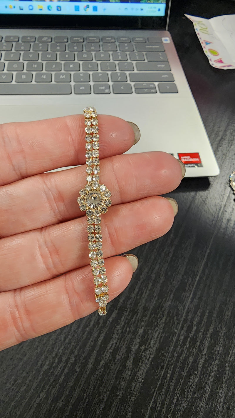 Rhinestone Flower Fringe Bracelet