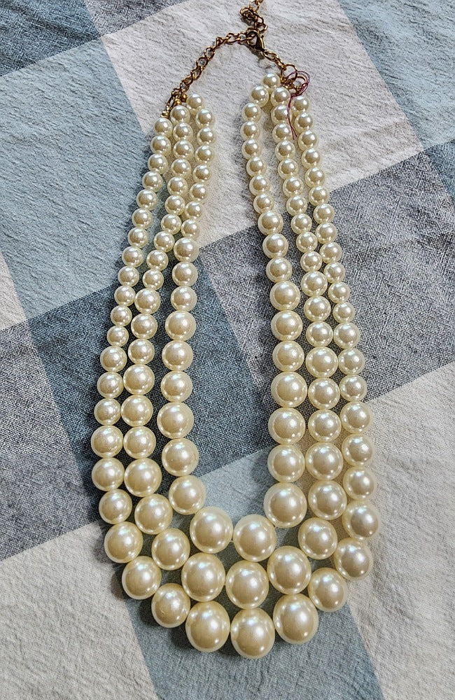 Pearl Layer Statement Necklace & Earrings