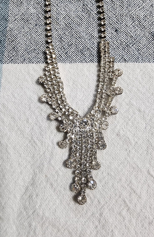 Rhinestone V Necklace, Earrings & Bracelet